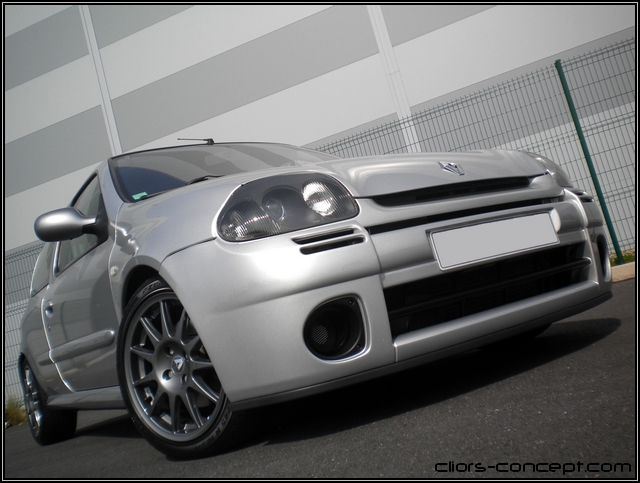 clio-rs1-r-11-1ddeee9.jpg