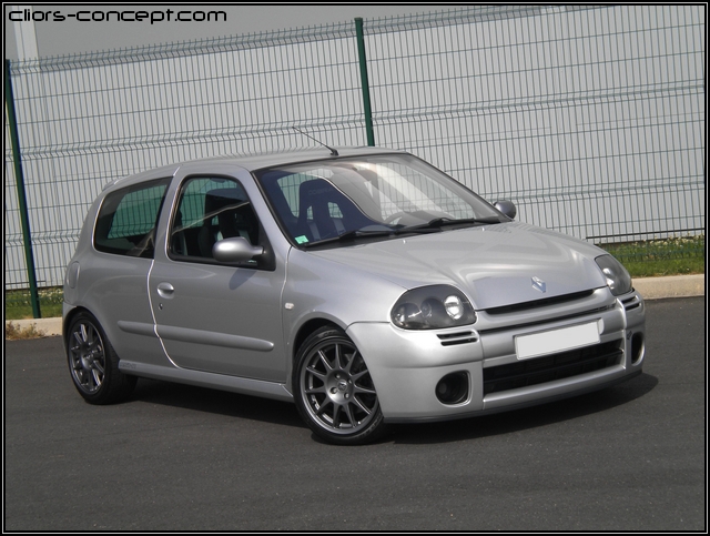 clio-rs1-r-15-1ddef99.jpg