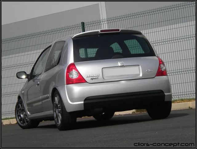 clio-rs1-r-3-1ddef0a.webp