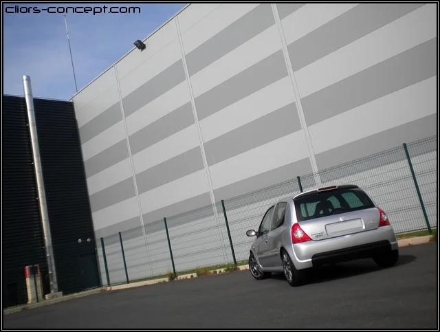 clio-rs1-r-4-1ddef77.webp