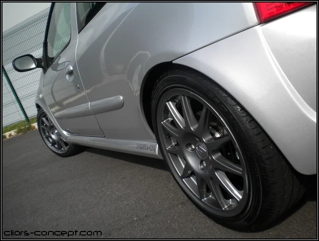 clio-rs1-r-5-1ddee18.webp