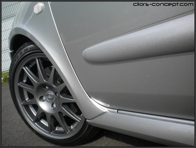 clio-rs1-r-6-1ddee43.webp