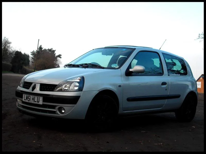 clio-tabard.webp