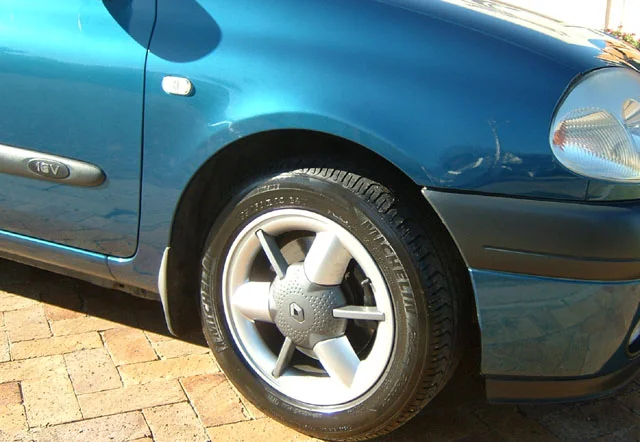 clio0003.webp