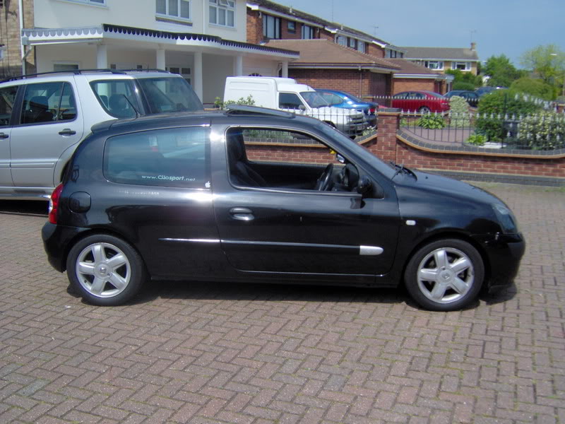 clio001-1.jpg