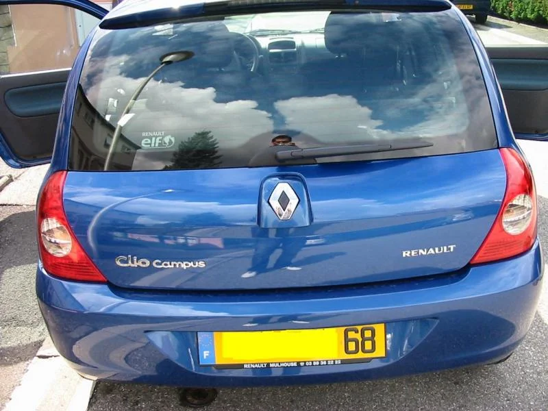 clio001.webp