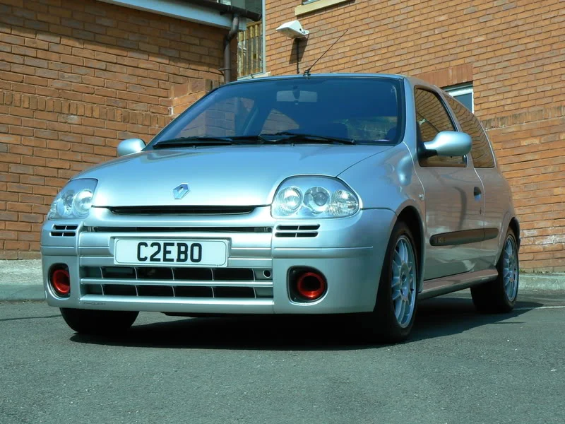 Clio001.webp