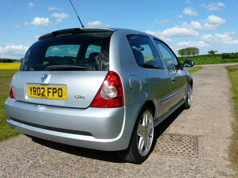 clio001.webp