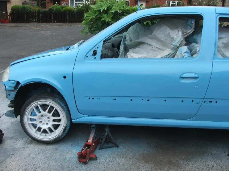 clio002-2.webp