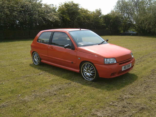 clio002.jpg