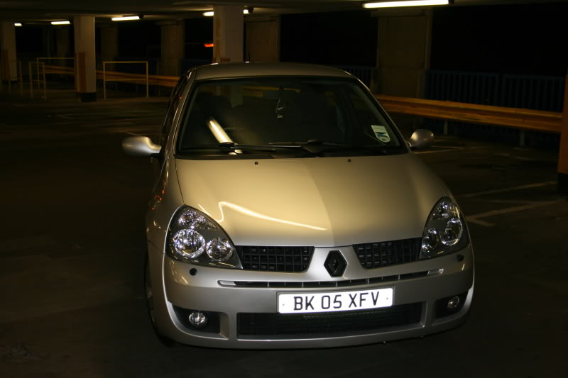 clio002.jpg