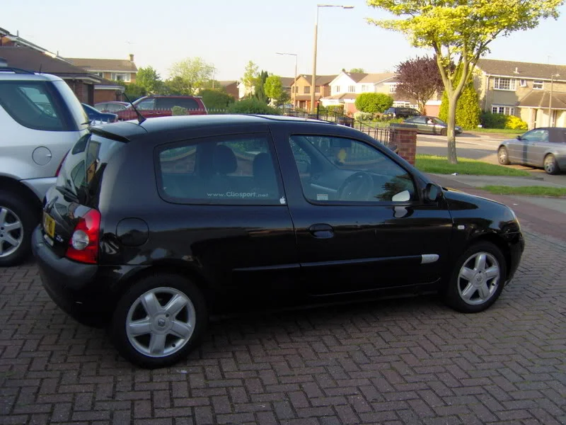 clio002.webp