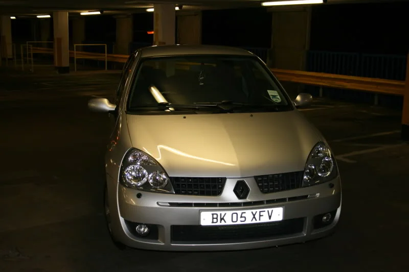 clio002.webp