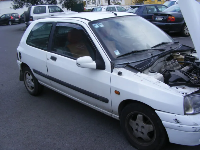 Clio002.webp