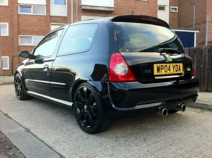 clio002.webp