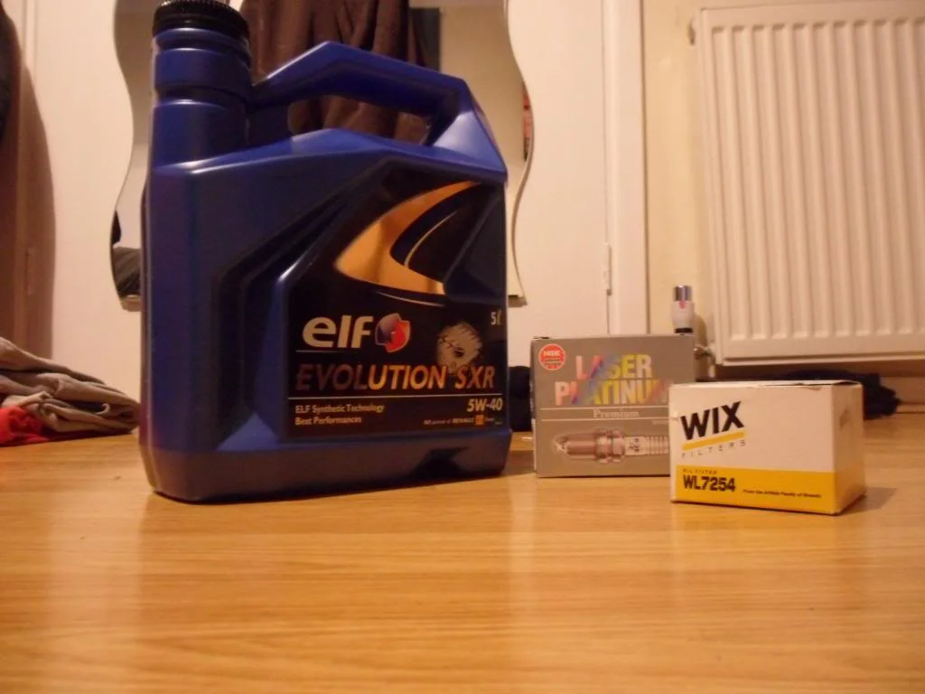 clio002_zps5b299dec.webp