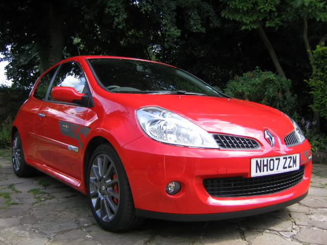 clio003.jpg