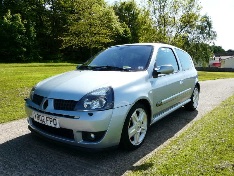 clio003.jpg