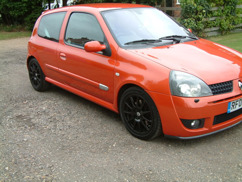 clio003.jpg clio003.jpg