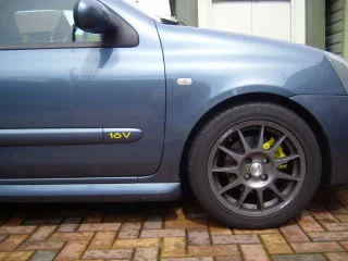 Clio003.webp