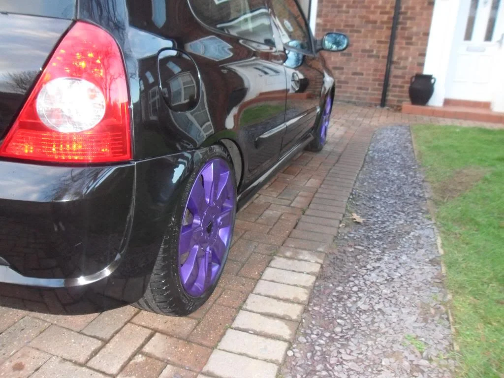 clio003_zps2e25732c.webp