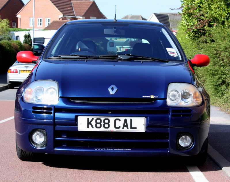 clio004.jpg