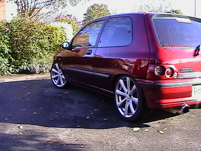 Clio005.jpg