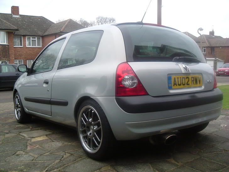 Clio005.jpg