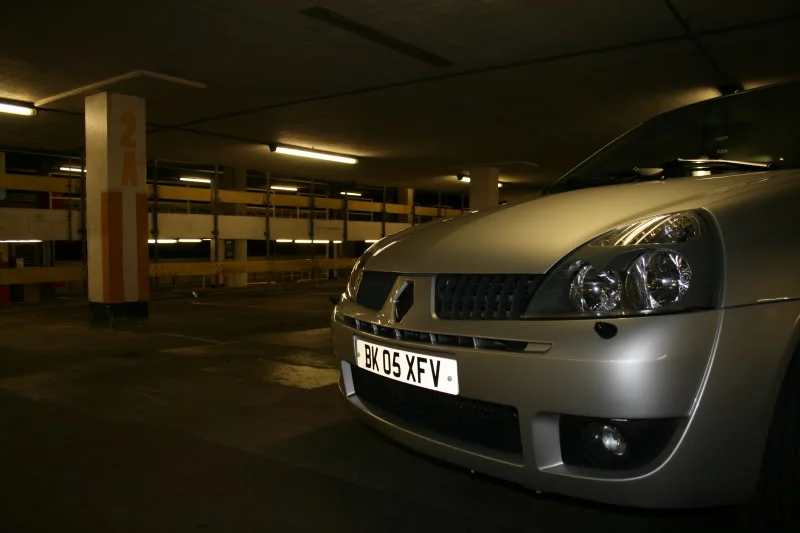 clio005.webp