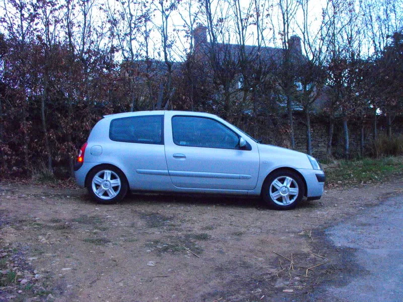 clio007-3.webp