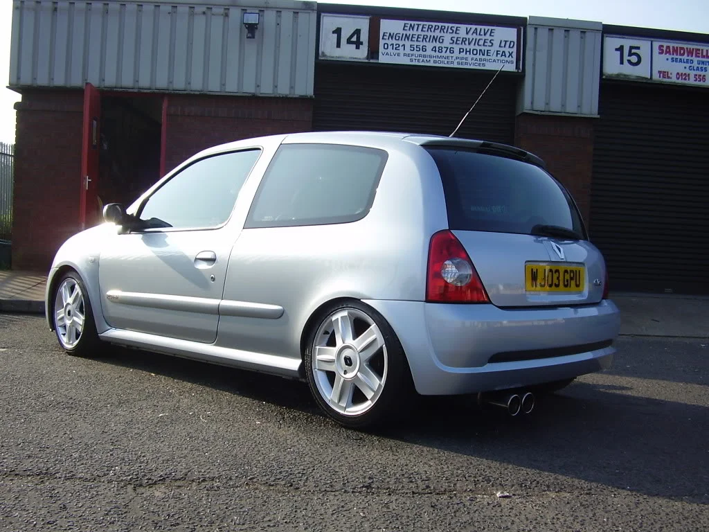 clio007.webp