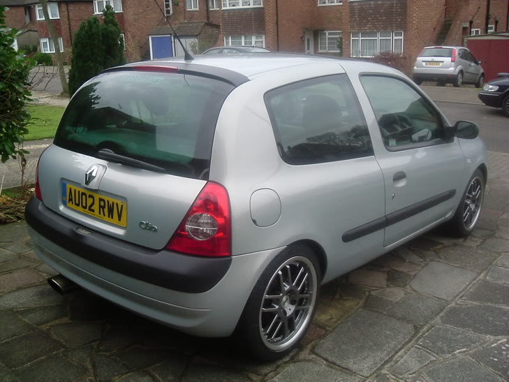 Clio009.jpg