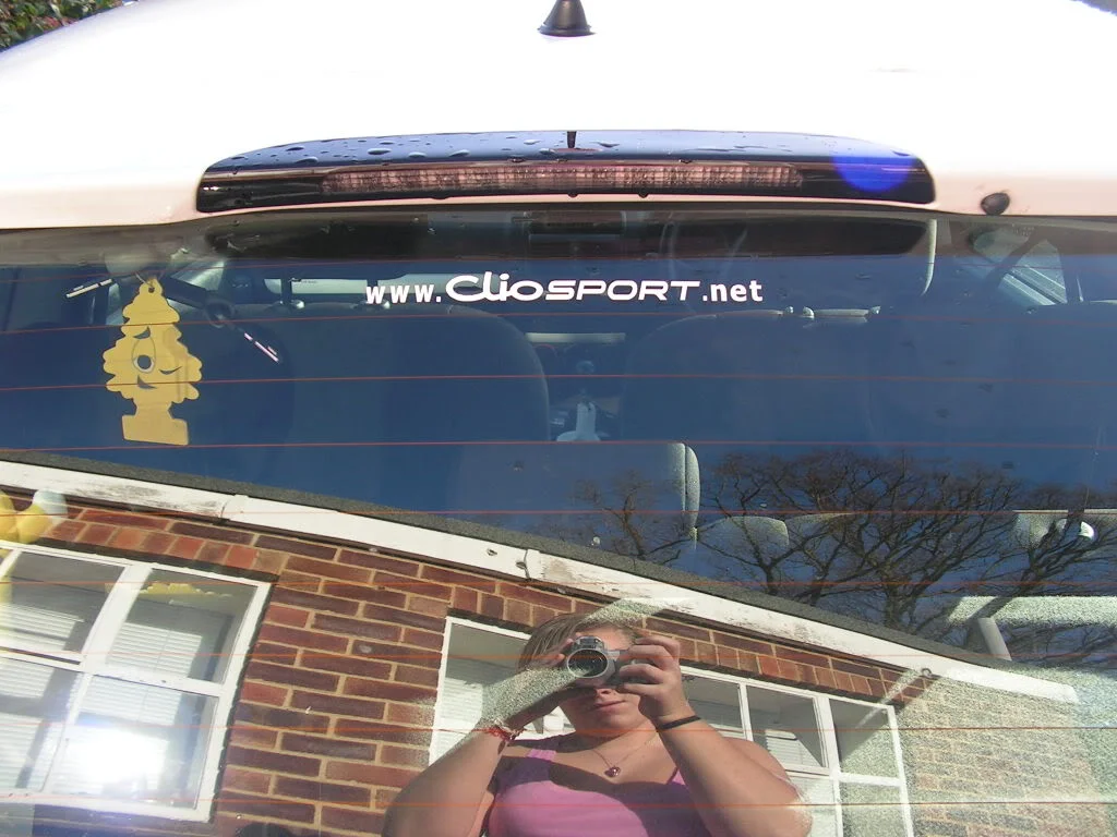 clio009.webp