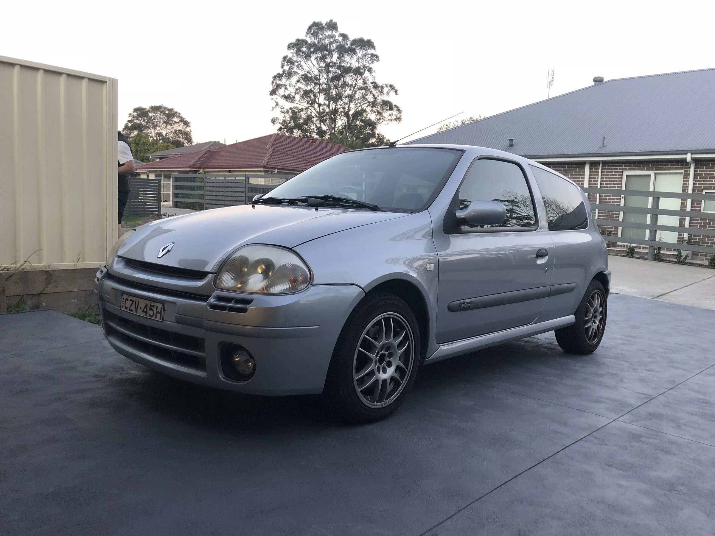 Clio01.webp
