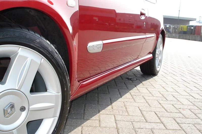clio01.webp