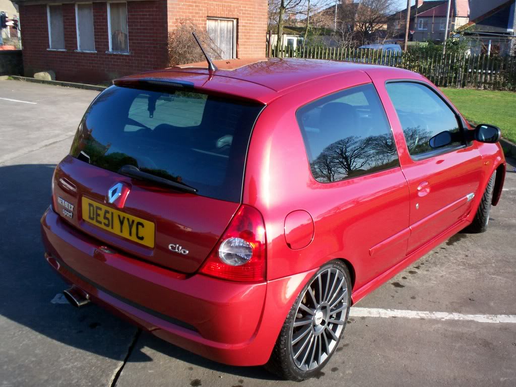 clio010.jpg