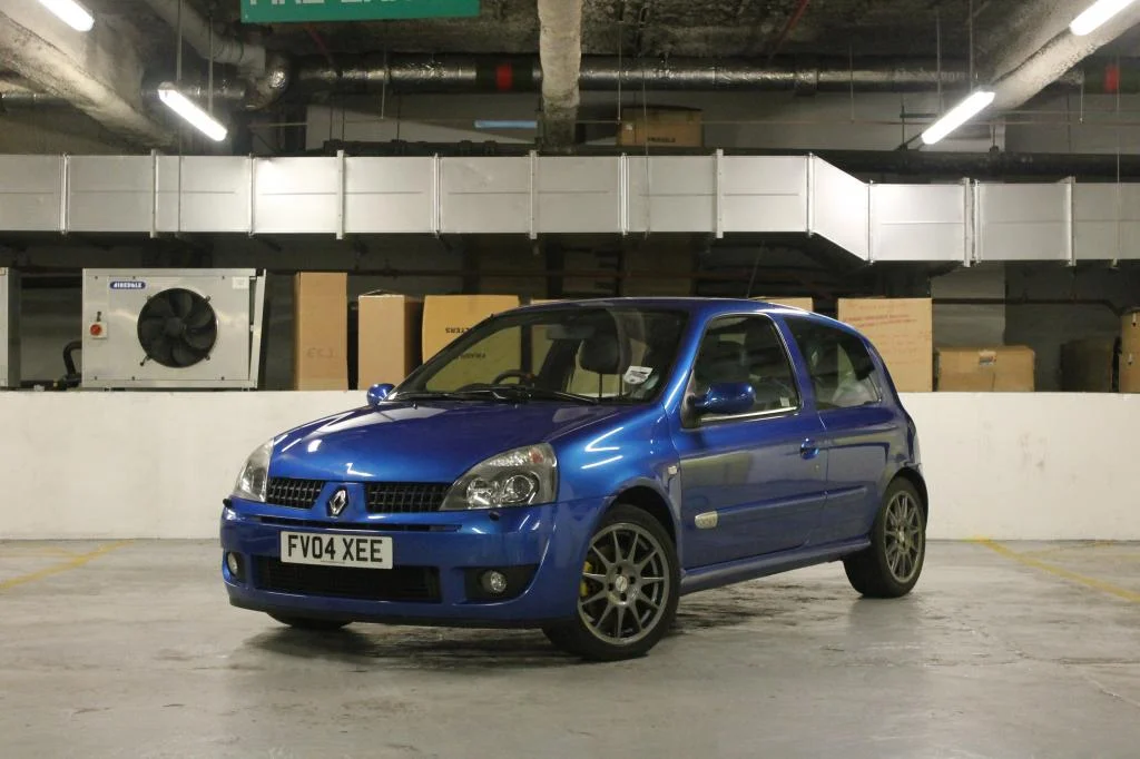 Clio01014_zpsa32c2693.webp