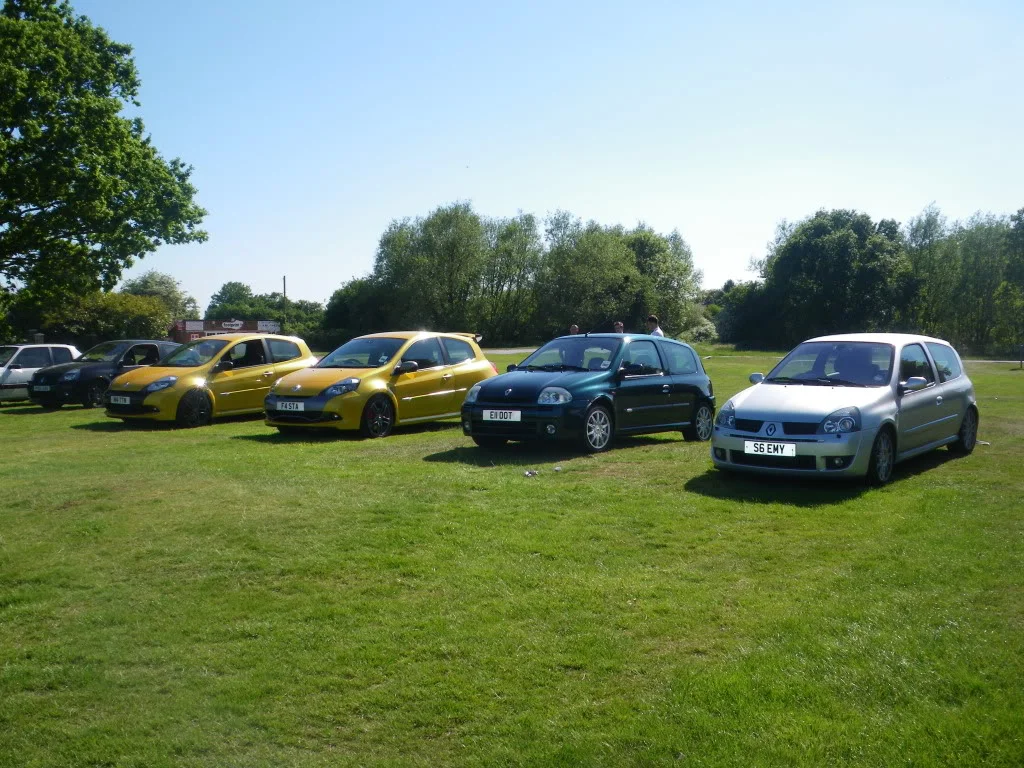 Clio011.webp