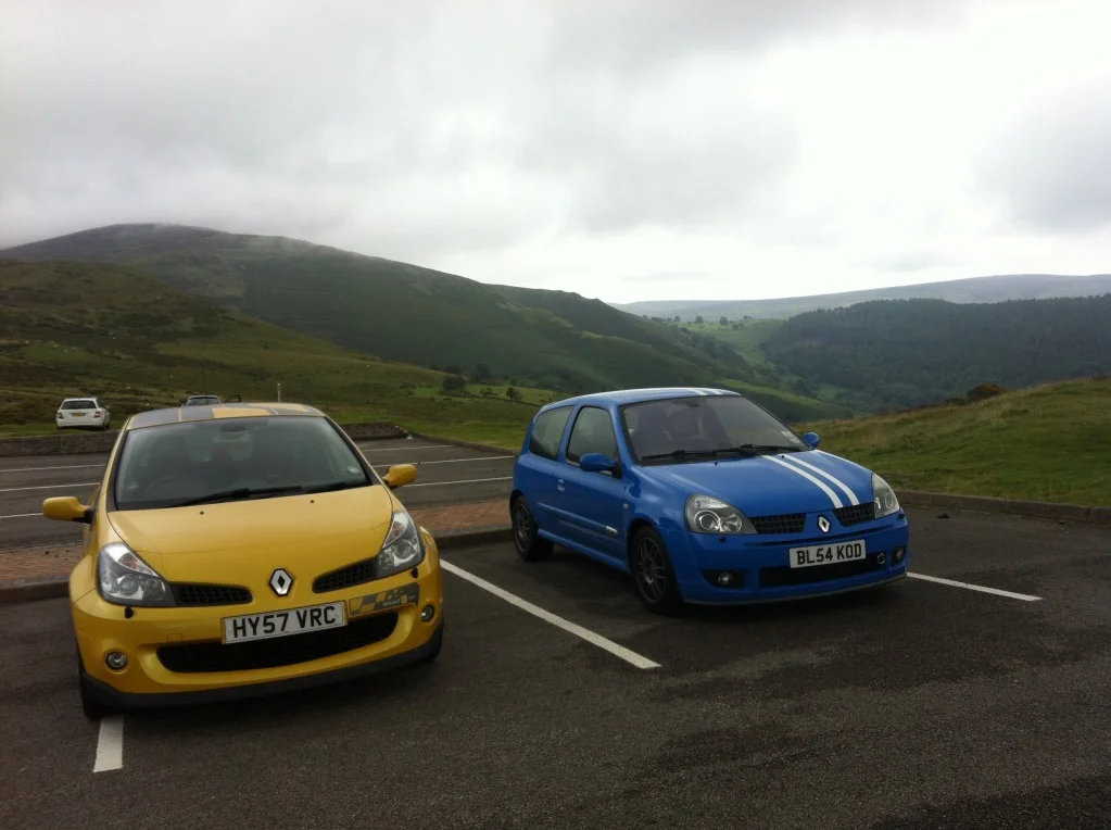 clio011.webp