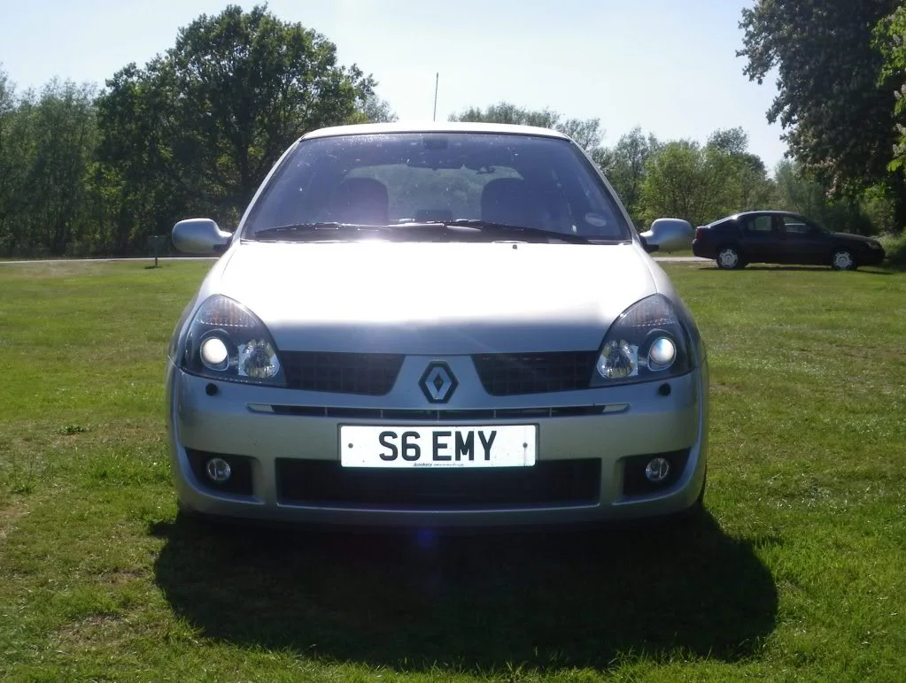 Clio012.webp