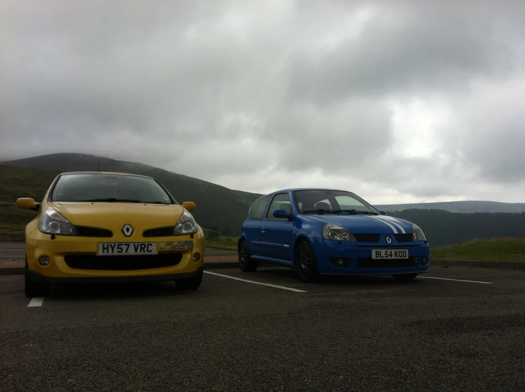 clio012.webp