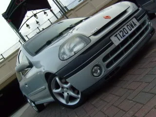 Clio013.webp