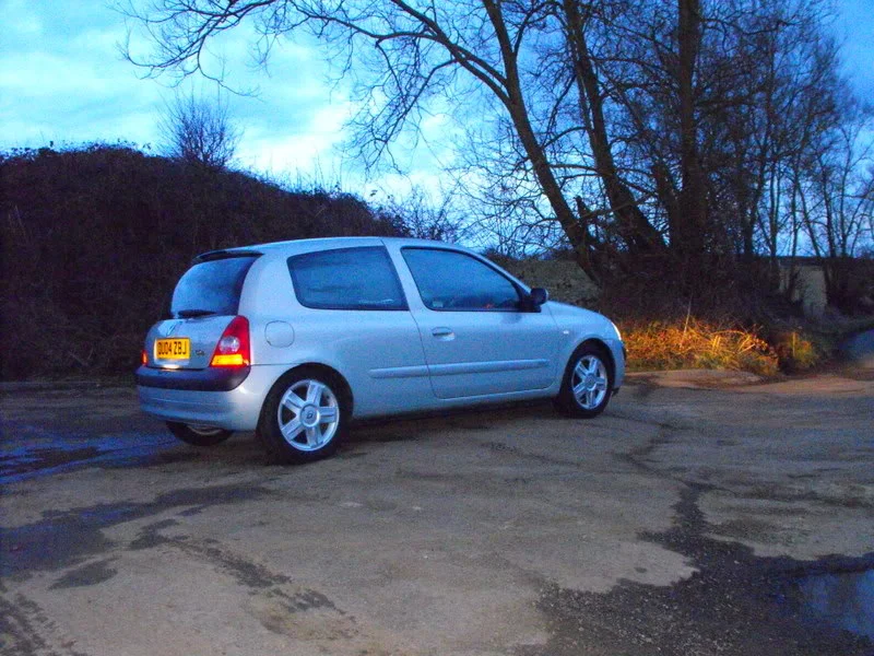 clio014-1.webp
