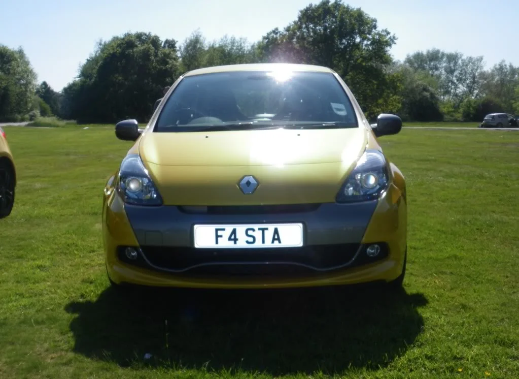 Clio014.webp