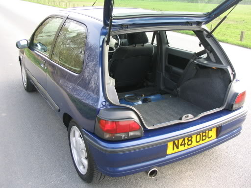 clio015.jpg