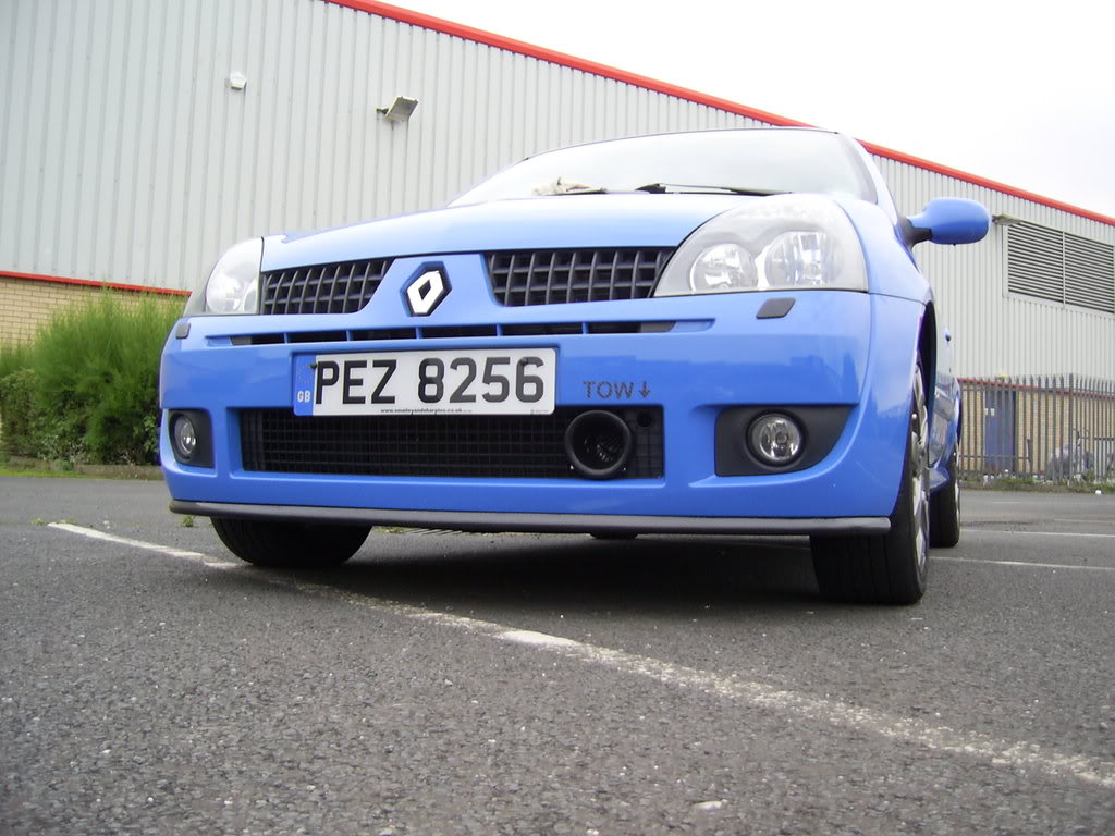 clio016.jpg