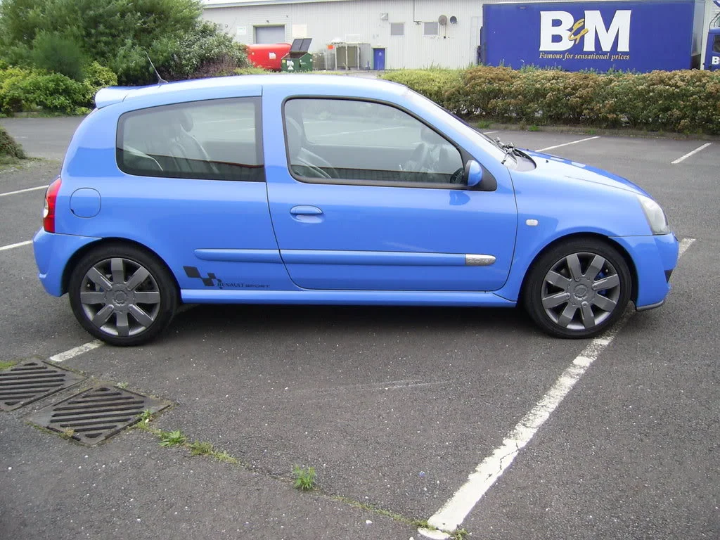 clio017.webp