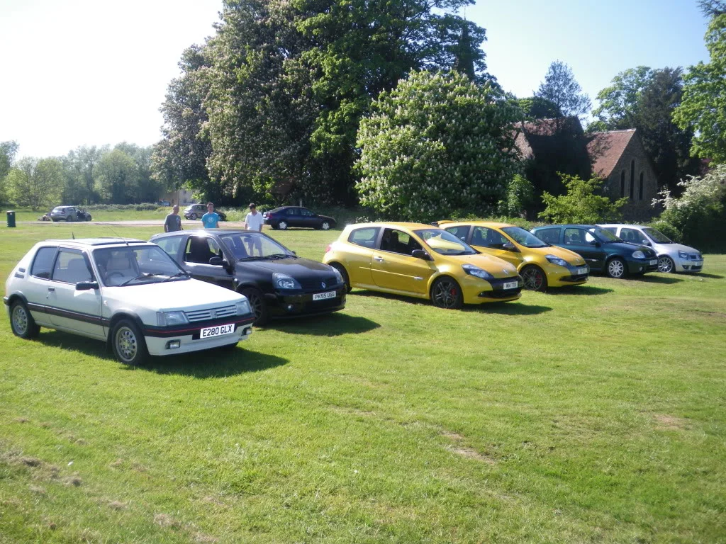 Clio018.webp