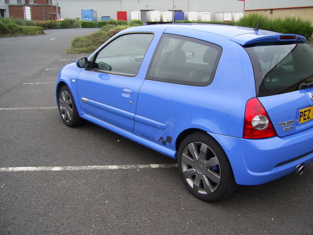 clio019.jpg