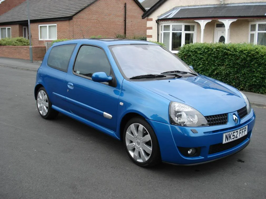 Clio02-06-079.webp